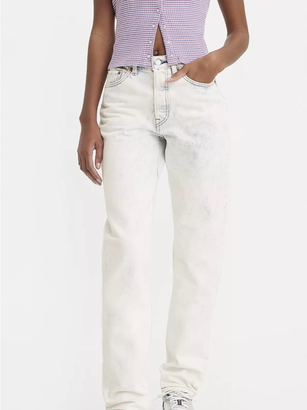 Levi's Straight Leg Jeans in Light White Wash